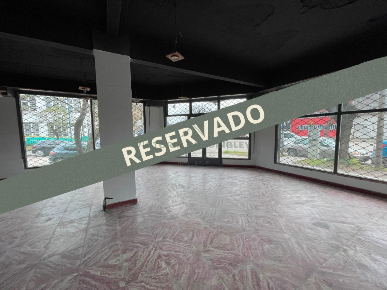 ALQUILER COMERCIAL 24 MESES | IMPORTANTE ESQUINA | ZONA FACULTAD INGENIERIA 