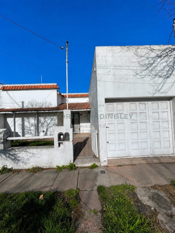 VENTA | CASA A DEMOLER | ZONA FUNES Y SAN LORENZO
