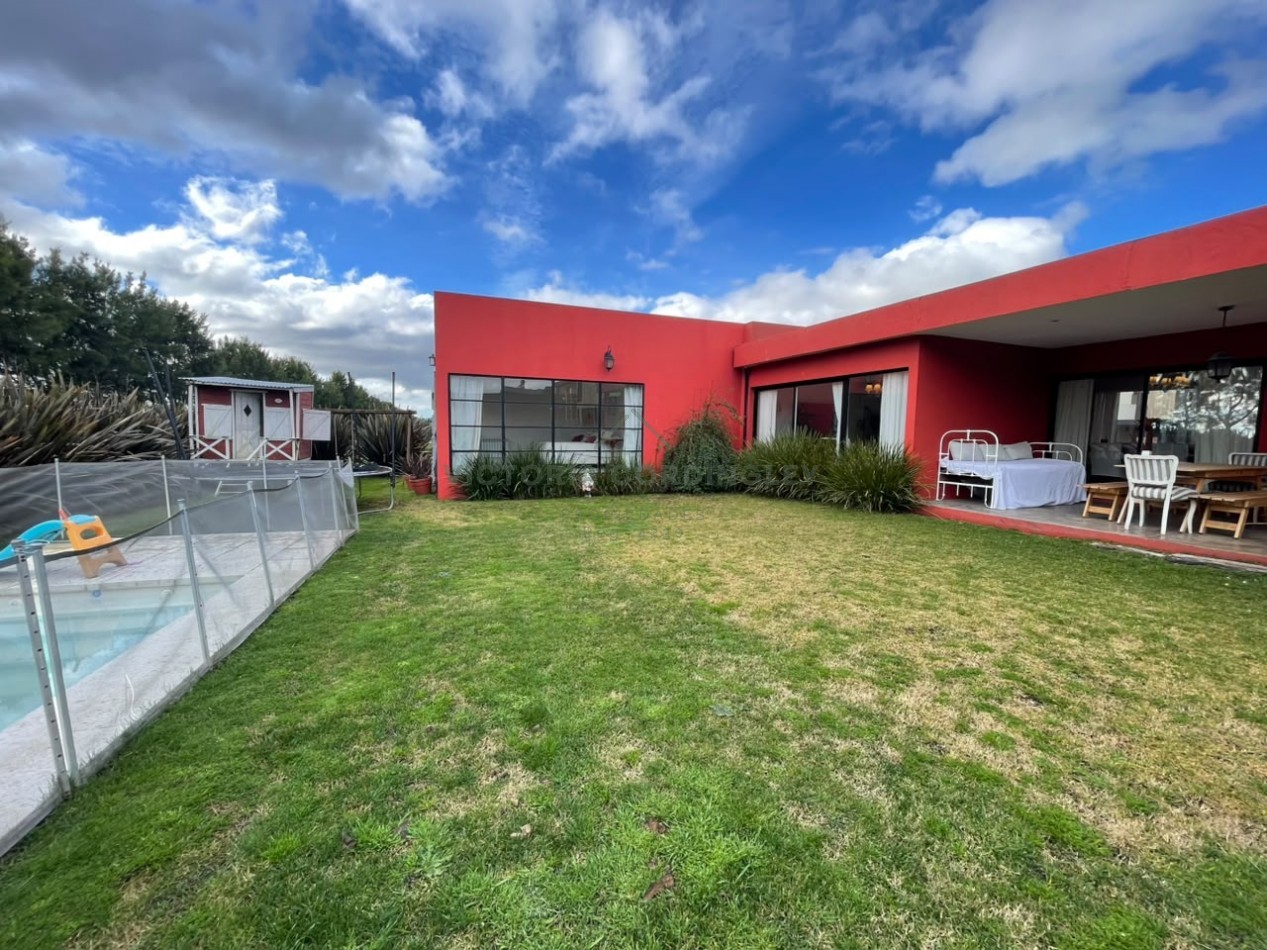 VENTA | CASA 4 AMBIENTES | TIERRAS DEL MAR | PISCINA