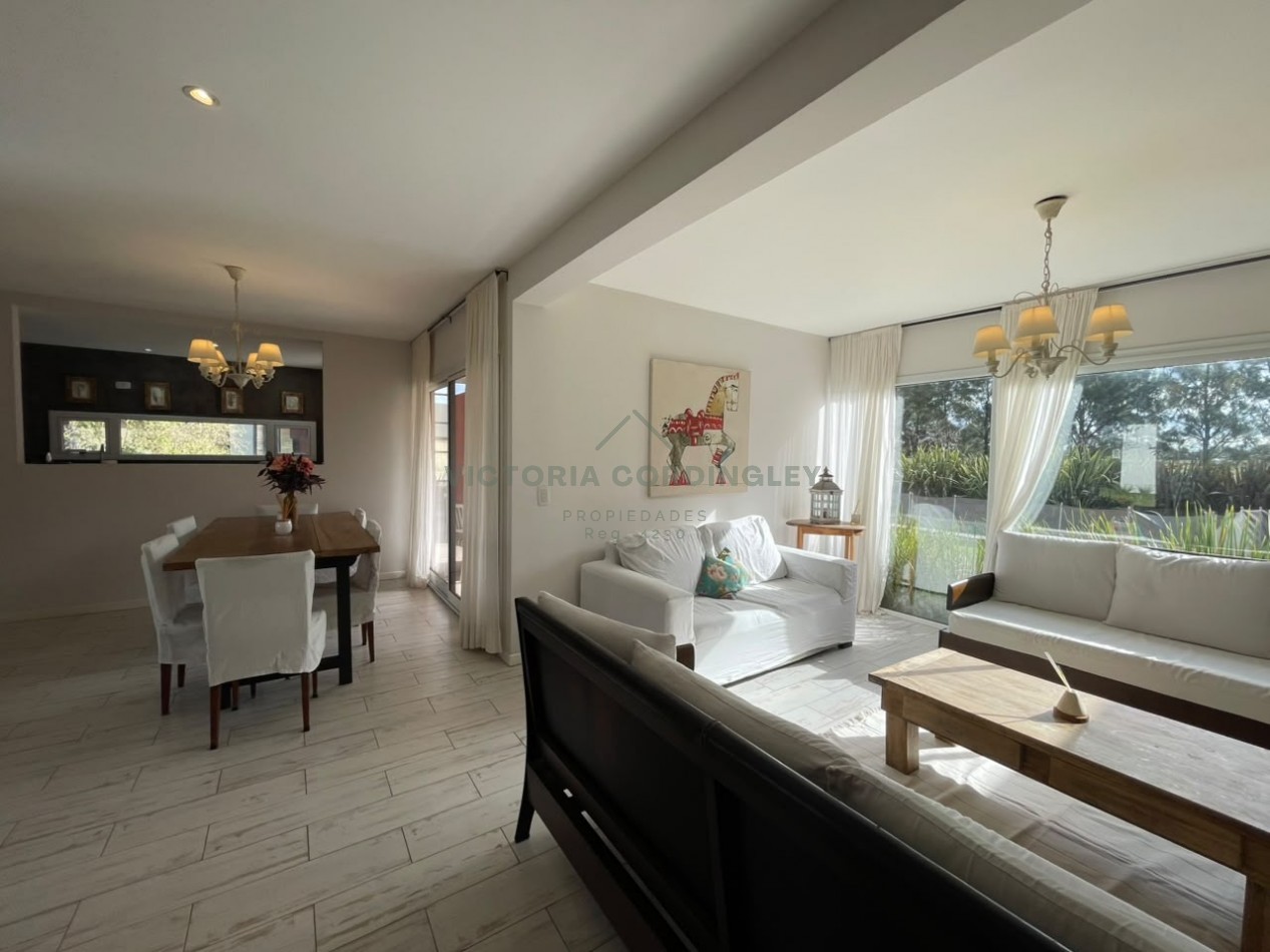 VENTA | CASA 4 AMBIENTES | TIERRAS DEL MAR | PISCINA