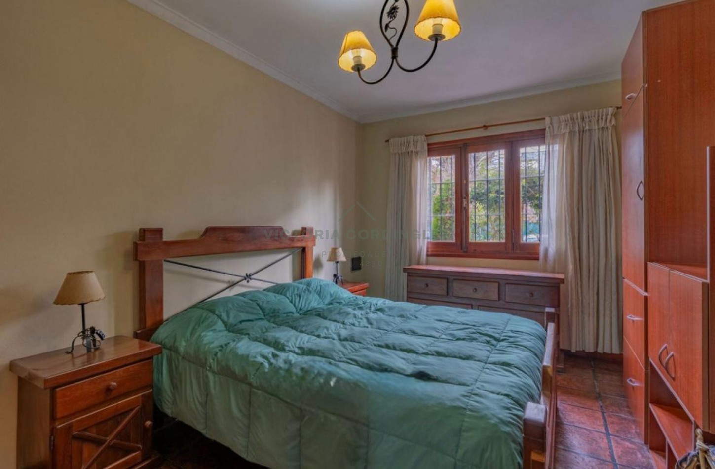 VENTA | CASA 4 AMBIENTES | COCHERA | ZONA GUEMES
