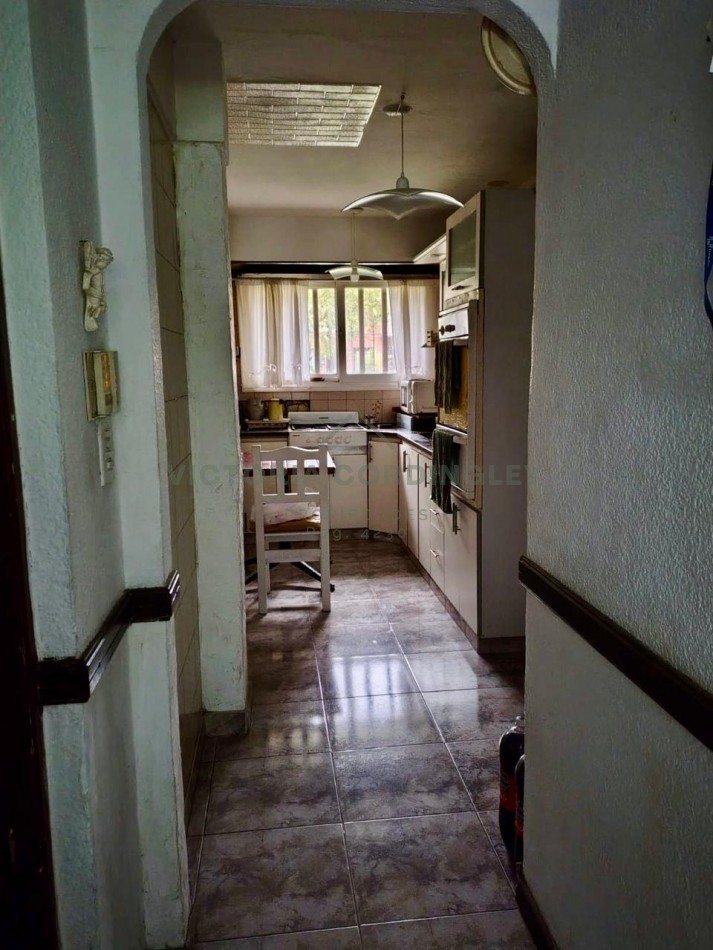 VENTA | CHALET 5 AMBIENTES | PARQUE LURO