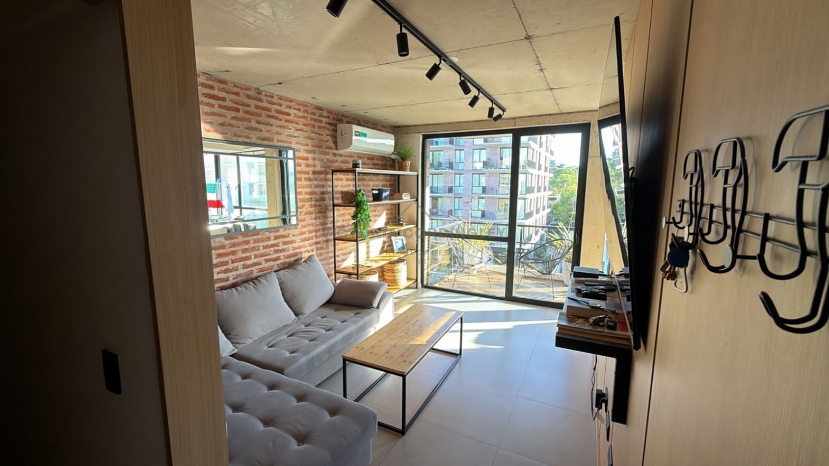 VENTA | DEPARTAMENTO 3 AMBIENTES | COCHERA | TERRAZA | CHAUVIN