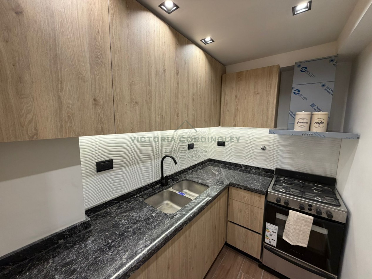 VENTA | DEPARTAMENTO TRES AMBIENTES | BALCON FRANCES | CENTRO