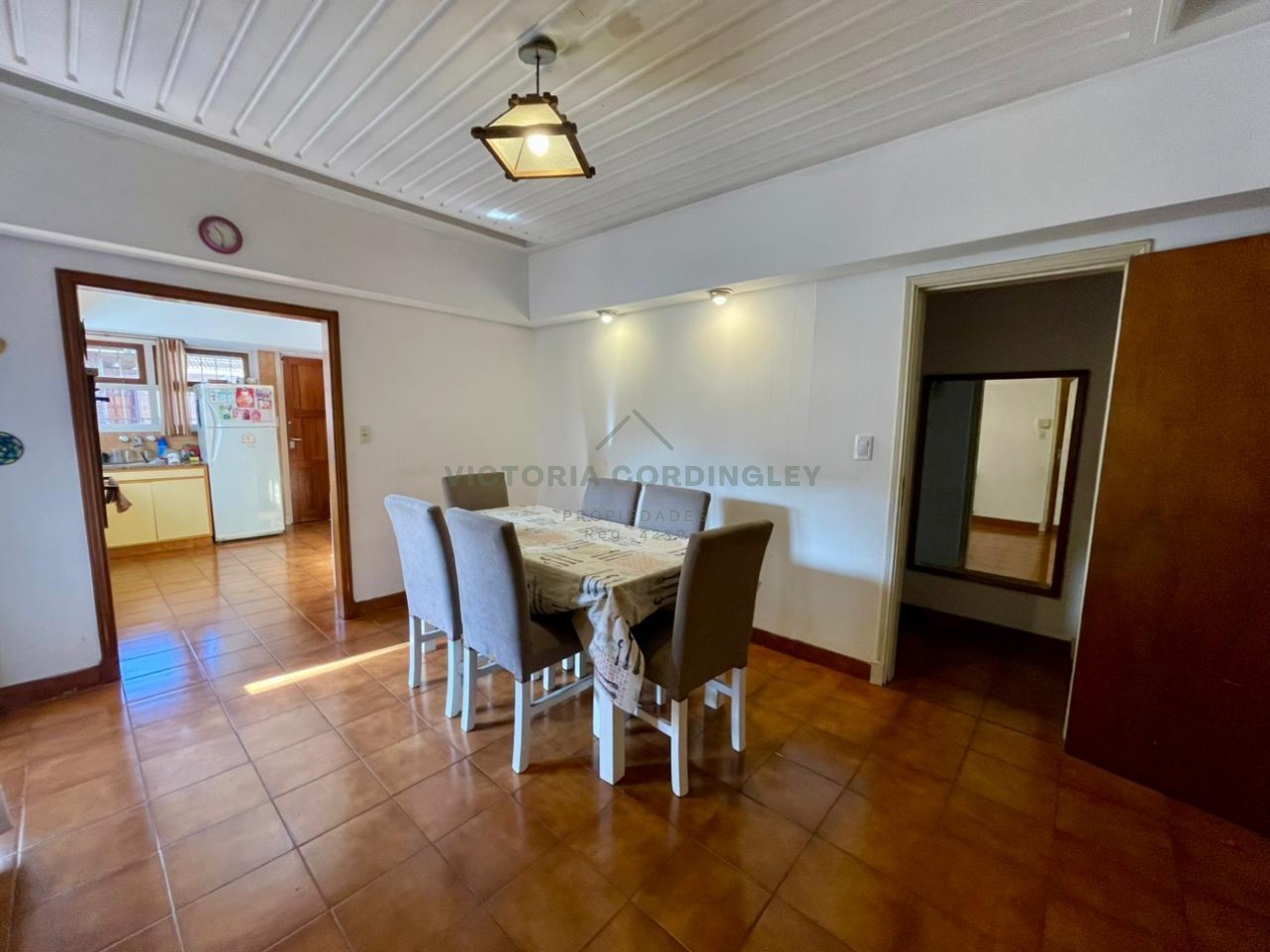 VENTA | CHALET 3 AMBIENTES | DEPENDENCIA | QUINCHO | COCHERA | 
