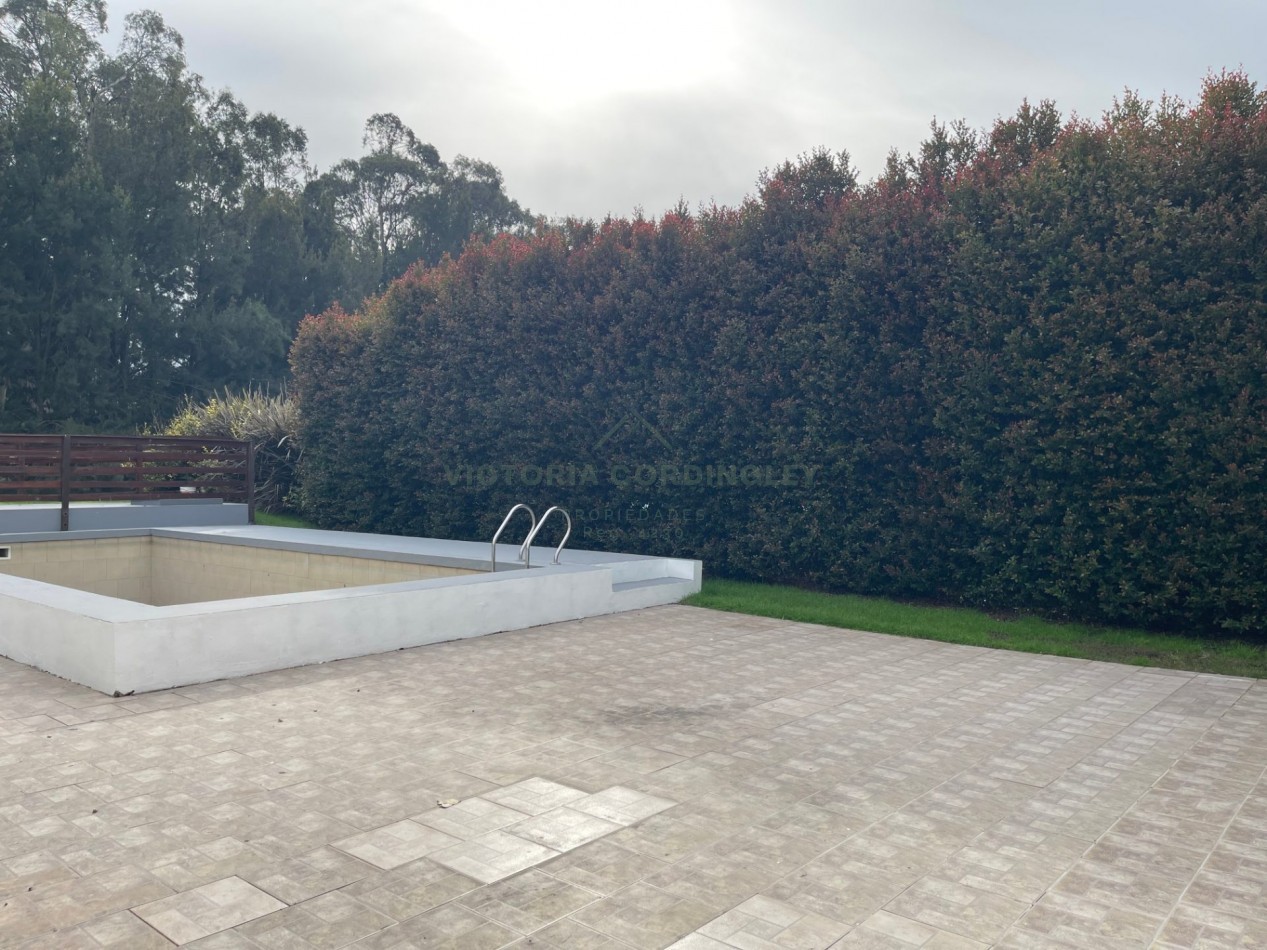 VENTA | CASA 4 AMBIENTES | PILETA CLIMATIZADA | RUMENCO
