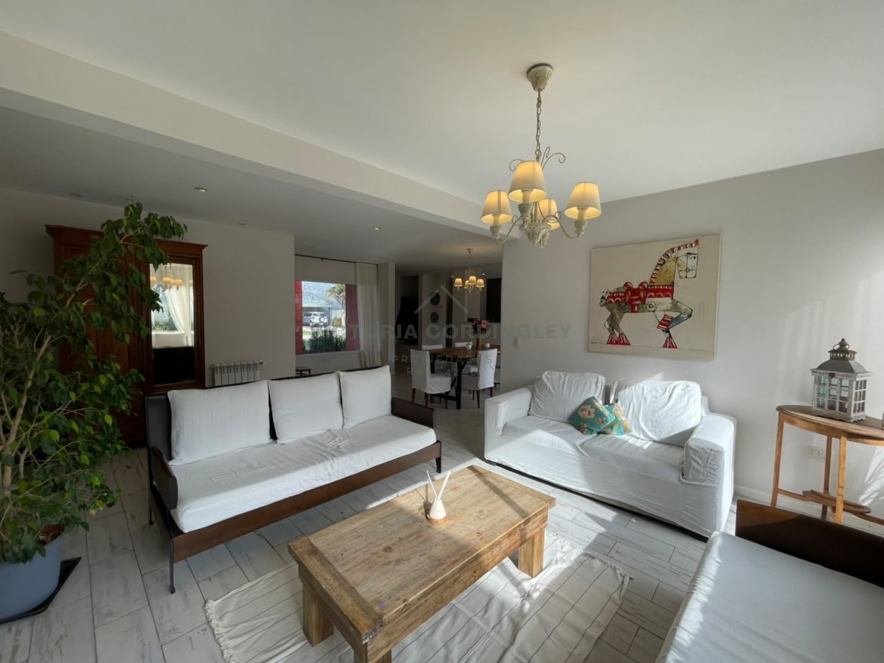 VENTA | CASA 4 AMBIENTES | TIERRAS DEL MAR | PISCINA