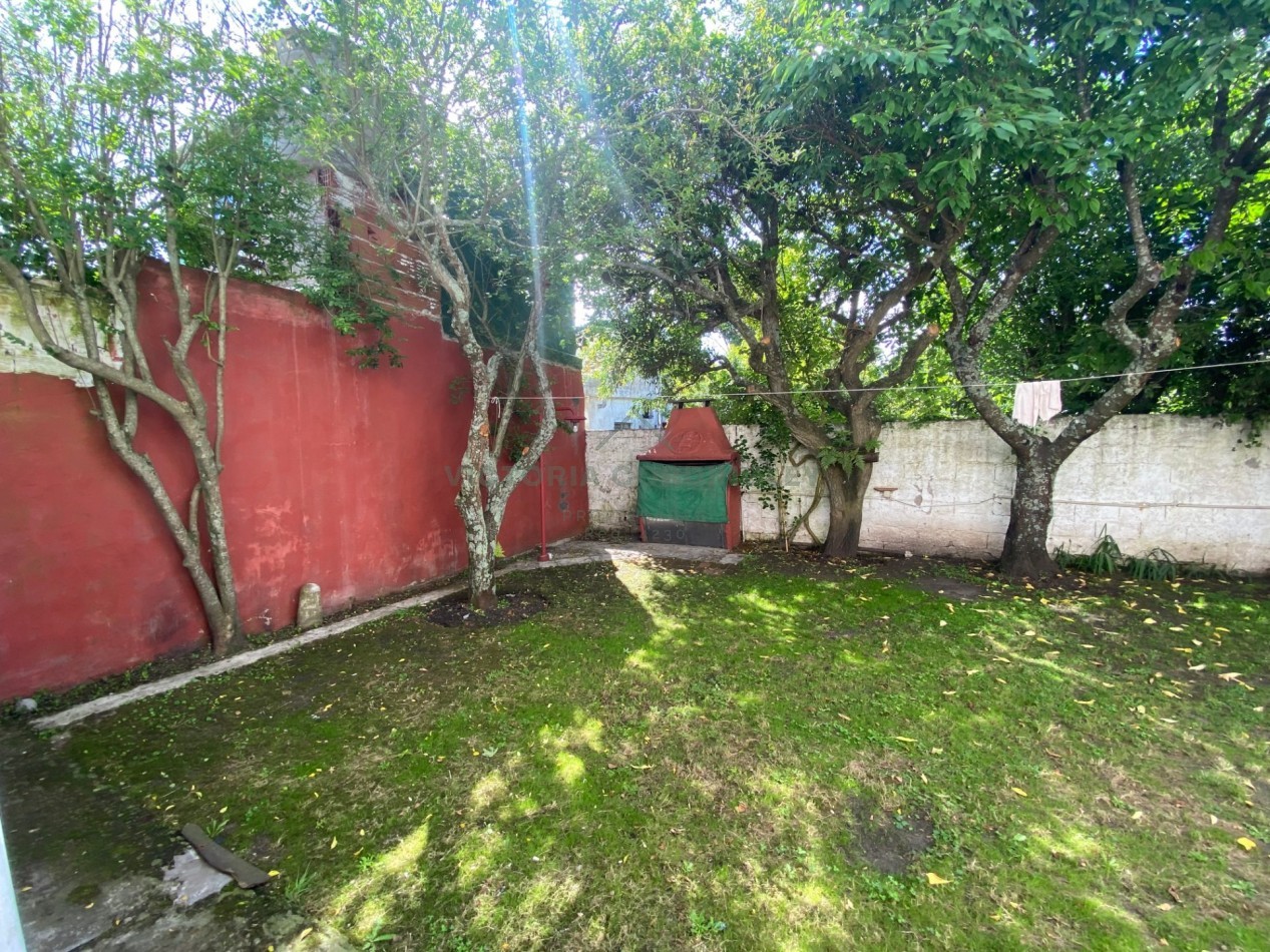 VENTA | CASA 4 AMBIENTES | COCHERA | MONTEMAR