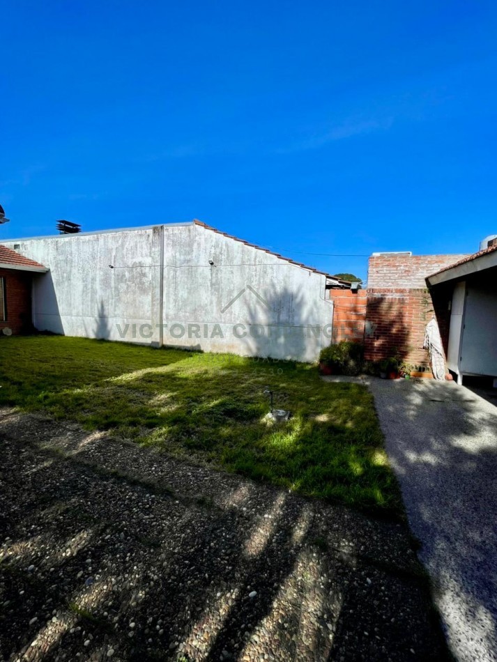 VENTA | CHALET 3 AMBIENTES | DEPENDENCIA | QUINCHO | COCHERA | 