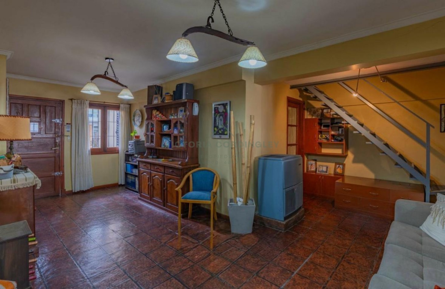 VENTA | CASA 4 AMBIENTES | COCHERA | ZONA GUEMES