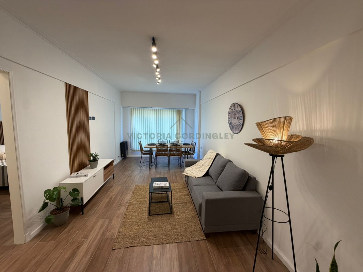 VENTA | DEPARTAMENTO TRES AMBIENTES | BALCON FRANCES | CENTRO