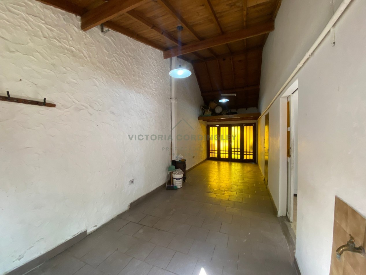 VENTA | CASA 4 AMBIENTES | COCHERA | MONTEMAR