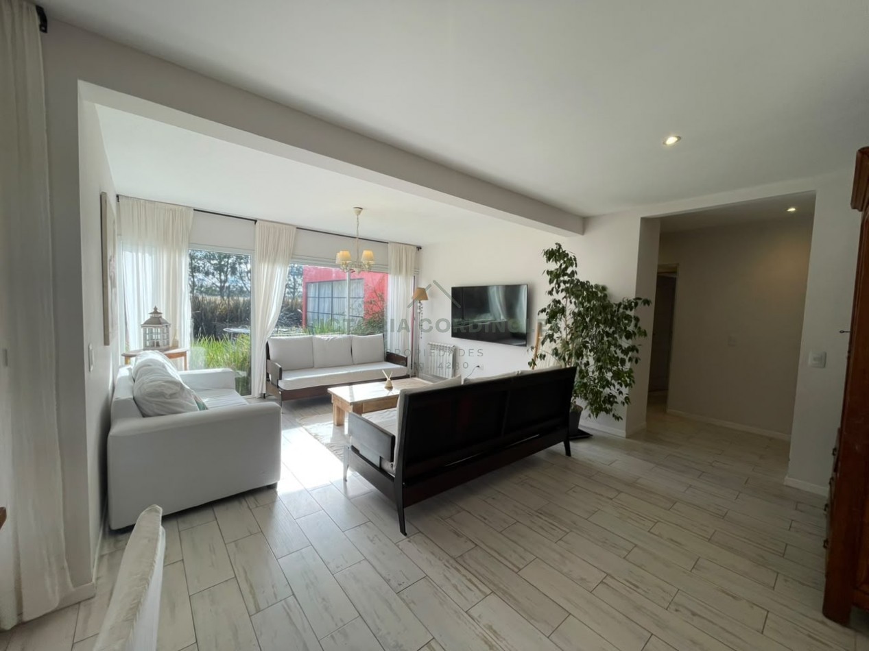 VENTA | CASA 4 AMBIENTES | TIERRAS DEL MAR | PISCINA