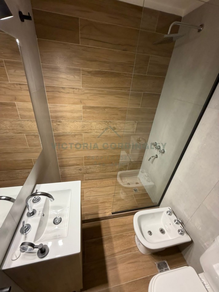 VENTA | DEPARTAMENTO DOS AMBIENTES | BALCON | CENTRO