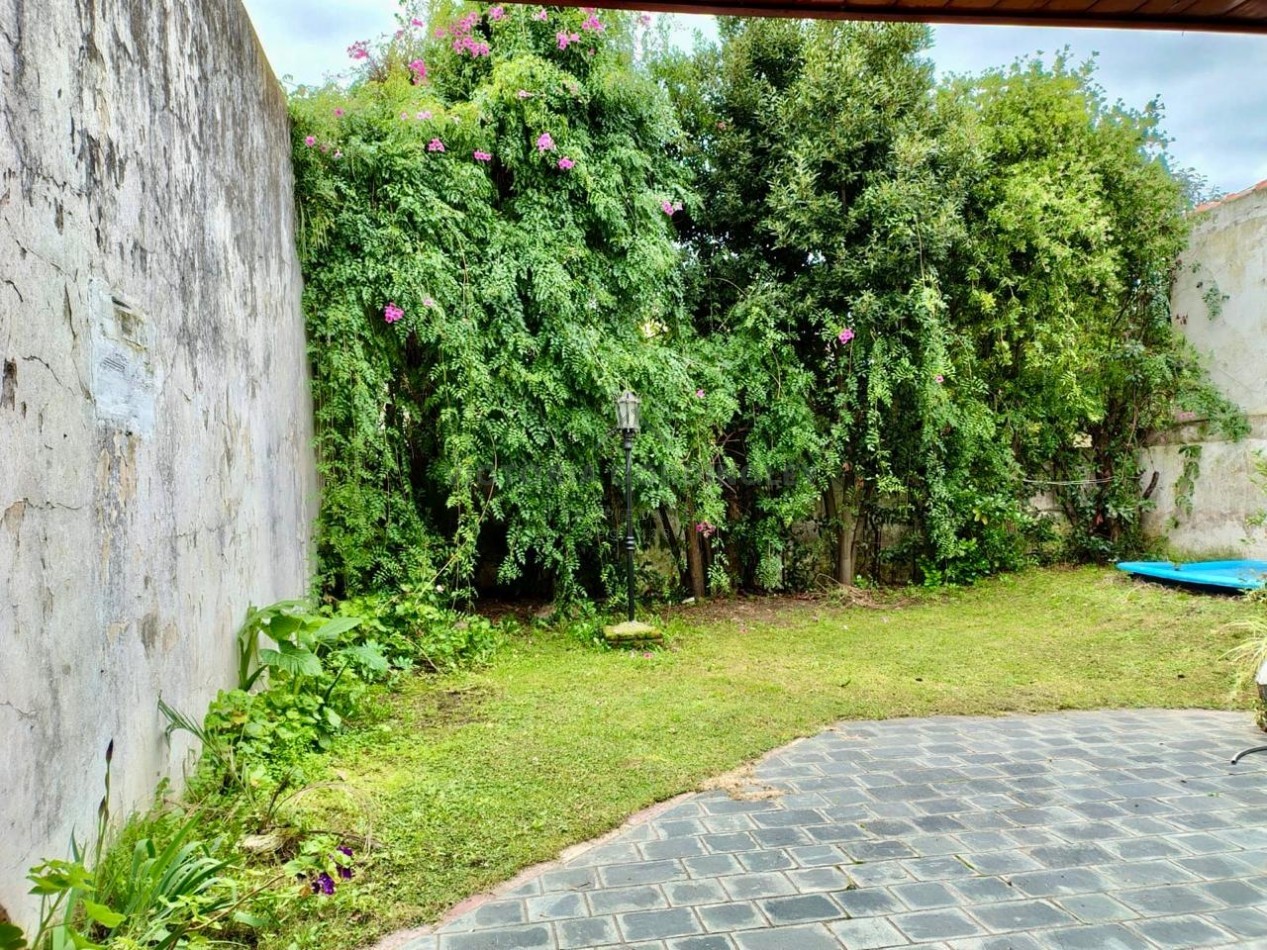 VENTA | CHALET 5 AMBIENTES | PARQUE LURO
